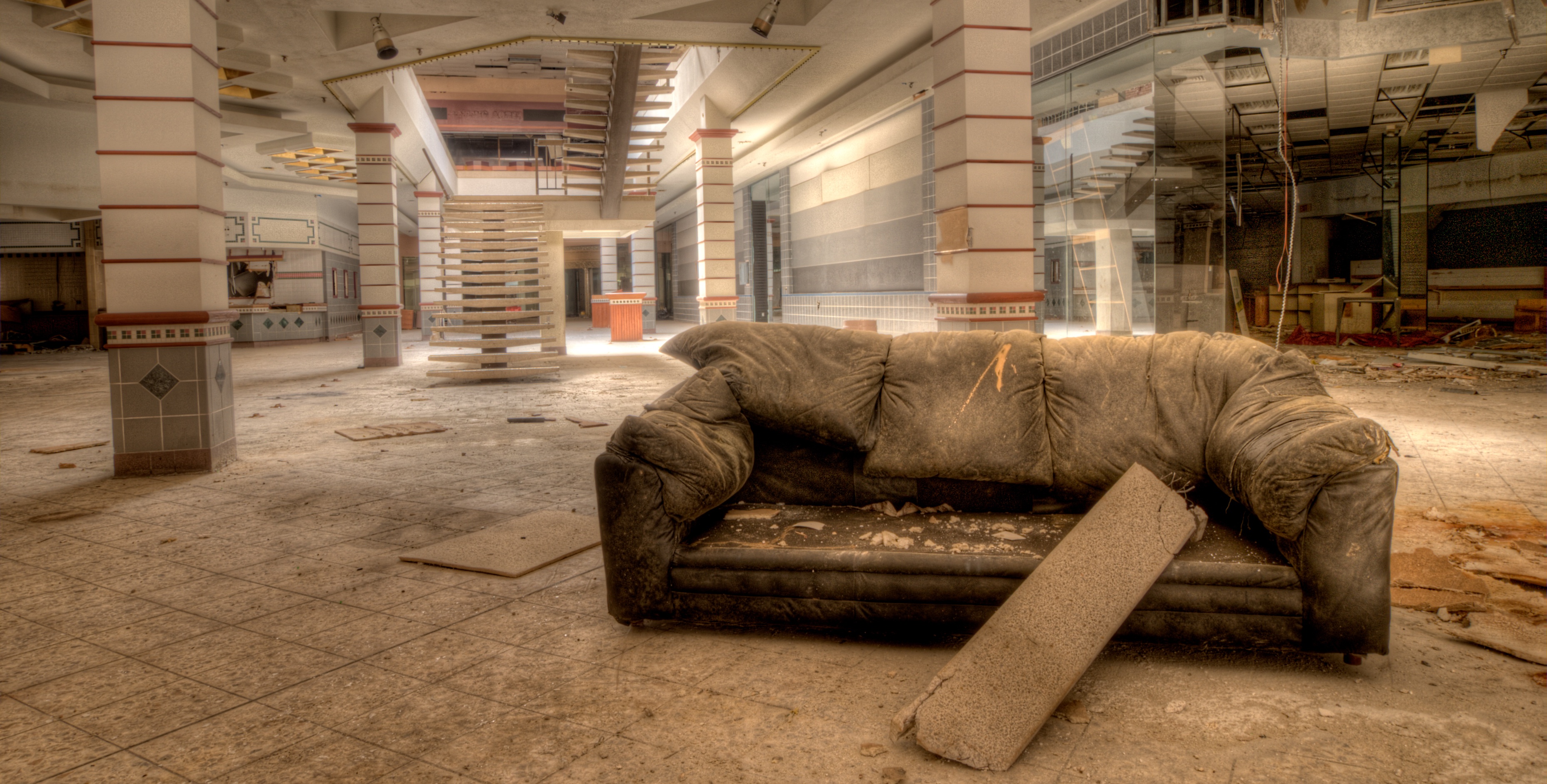 The Rolling Acres Mall in Akron, Ohio, once had more than 140 stores, but it closed in 2013 and was demolished in 2016. 
