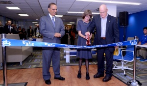 Frank and Marilyn Clement were joined by then-UB President Satish K Tripathi to cut the ribbon and officially open the Leadership, Learning and Community Center. 