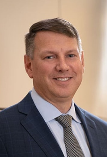 Thomas M. Barney Jr., MBA ’00.