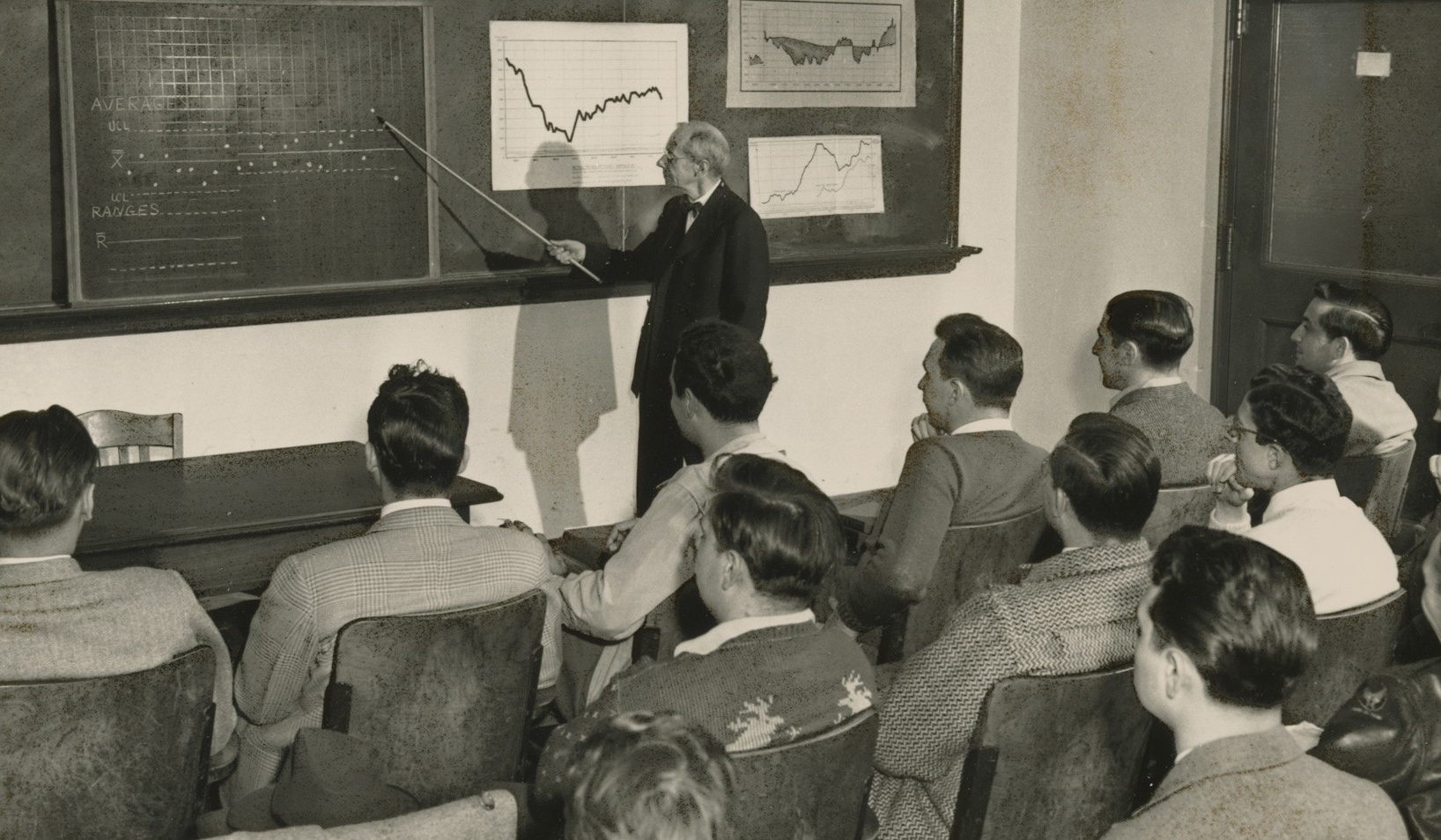 Zoom image: A class in Crosby Hall in the early 1950s. 