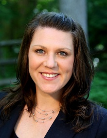Amanda Knapp. 