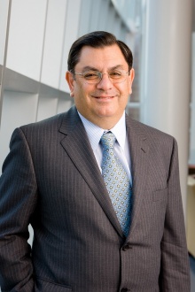 Arjang Assad. 