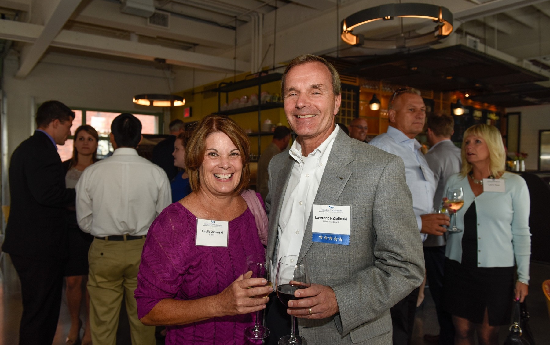 Zoom image: Leslie and Larry Zielinski, MBA '77, BA '75, acting executive director for UB's Office of Alumni Engagement. 