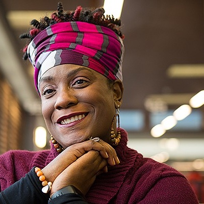 O'Mally in a university library. 