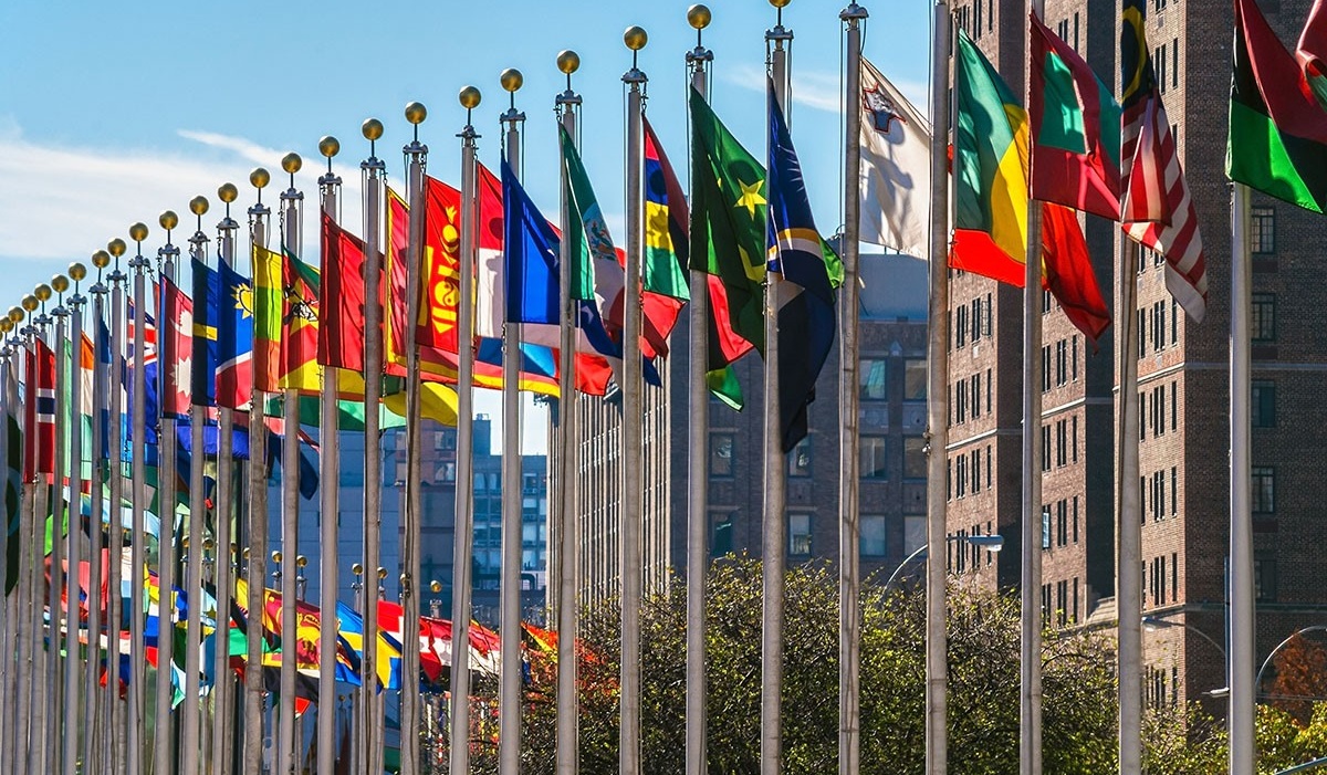 Flags outside the UN. 