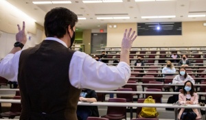 Jim Lemoine leads a class during the COVID-19 pandemic. 