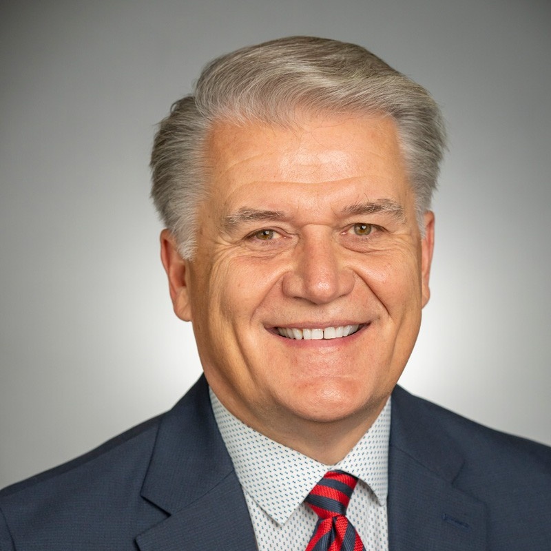 Headshot of Robert Neubert. 