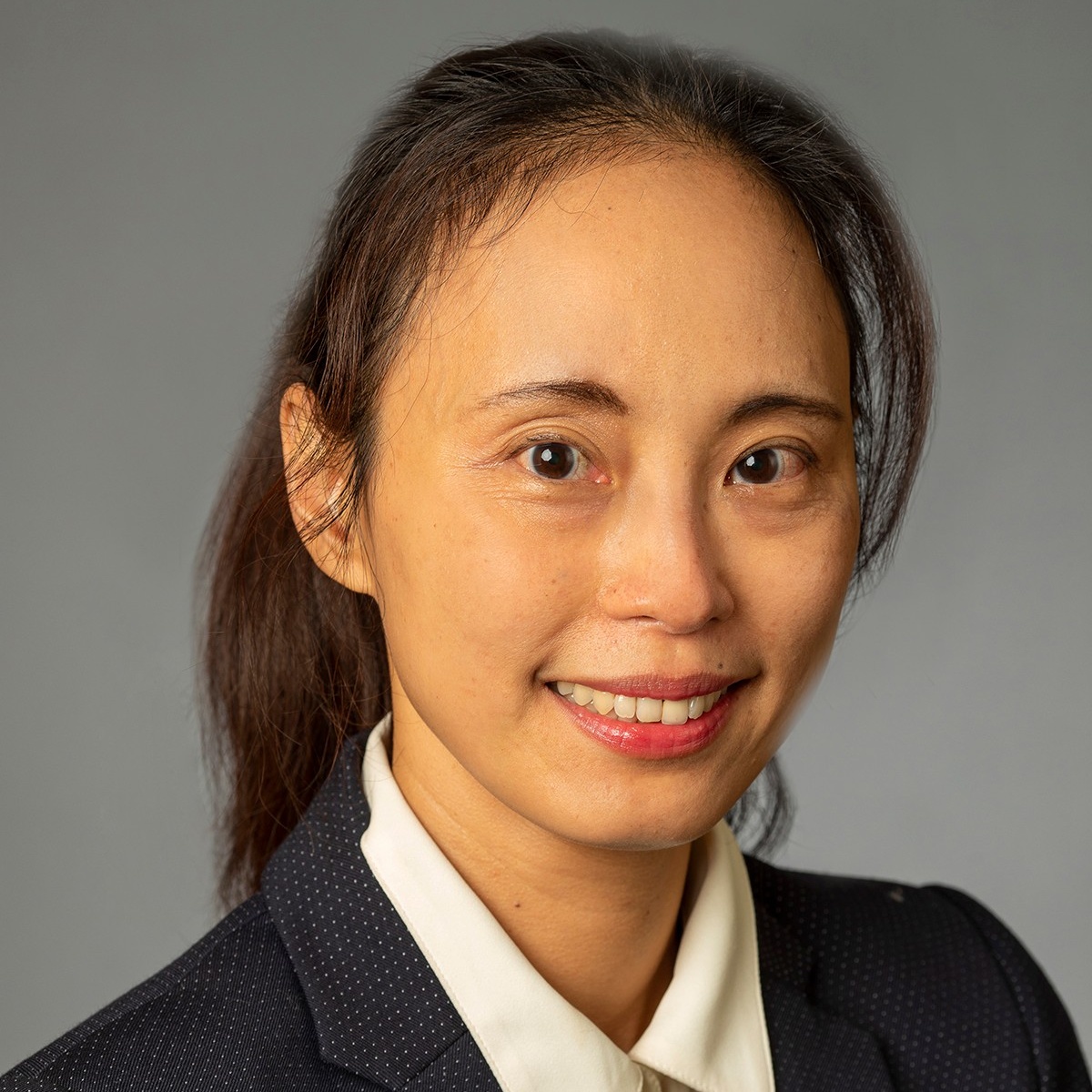 Headshot of Jennifer Wu.