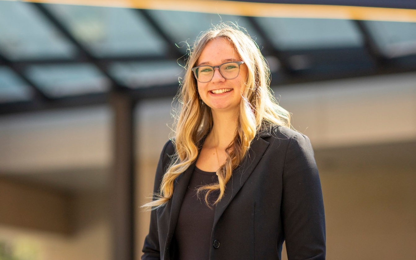 School of Management graduate student Katherine Mayer MSBA '24. Link goes to MS Business Analytics homepage. 