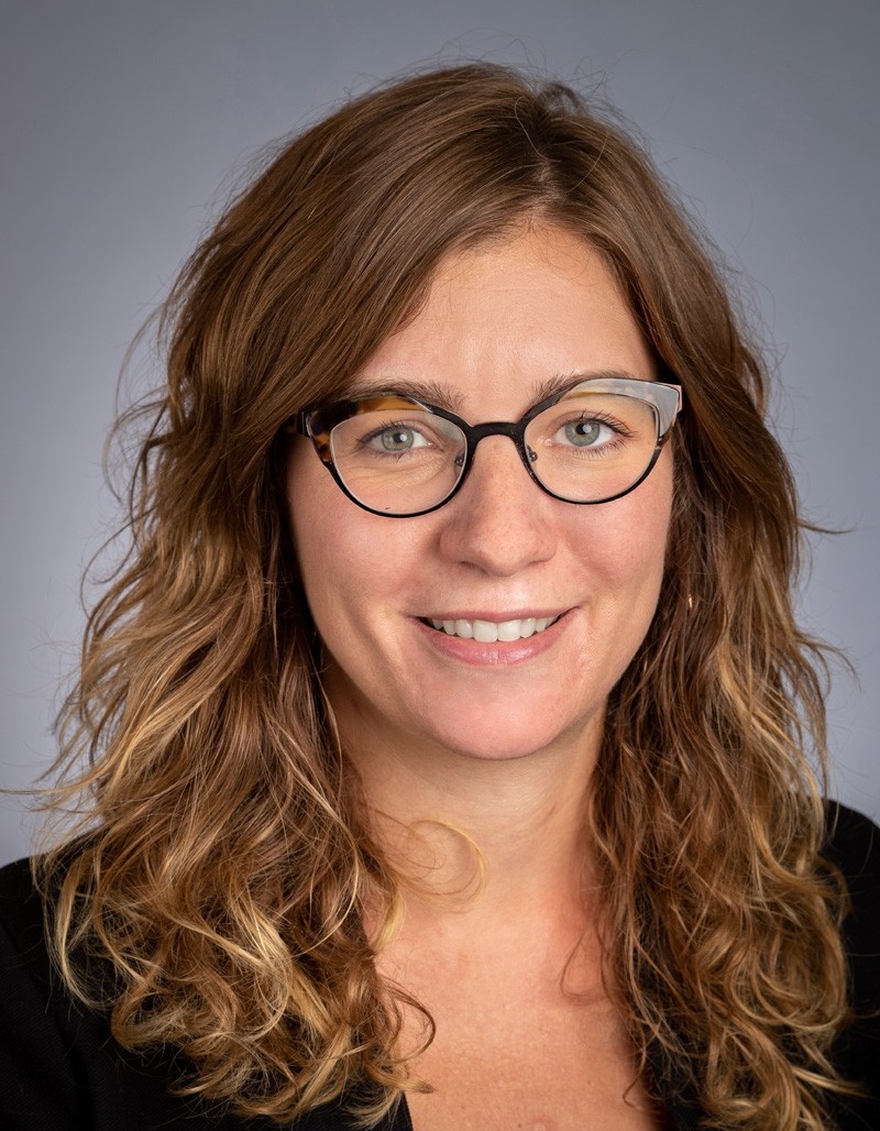Nicole Zeftel. 
