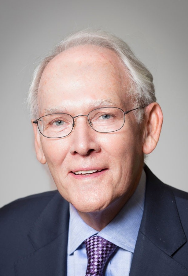 Headshot of John Thomas. 